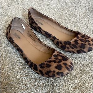 Leopard print flats